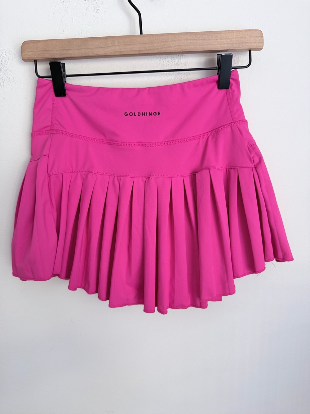 Goldhinge tennis skirt pleated fuchsia pink S
